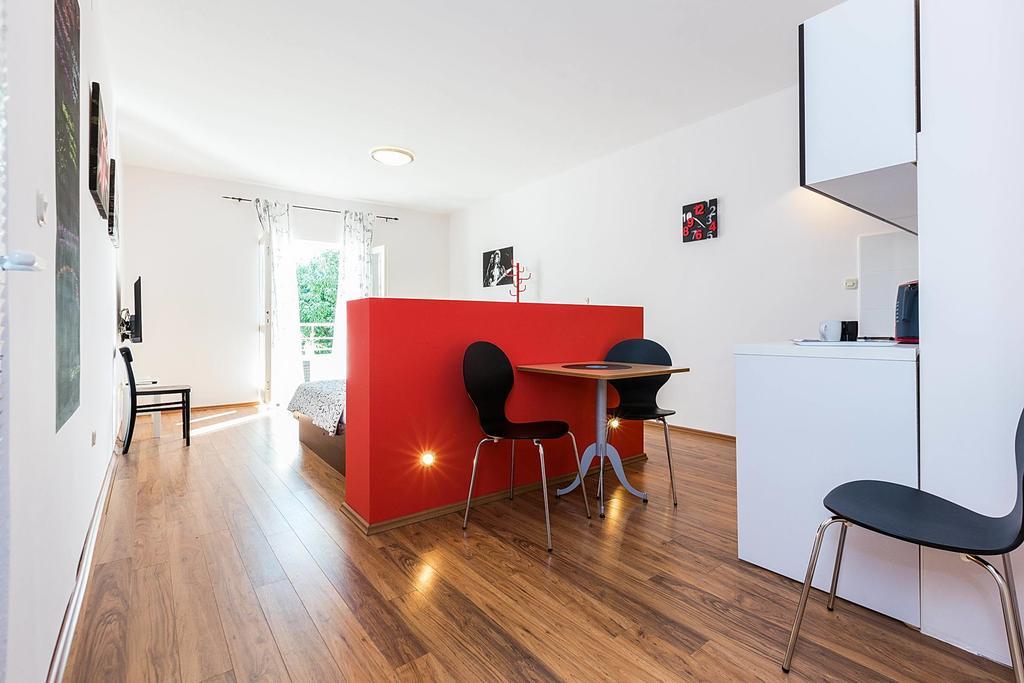 Apartments Dada Biograd Na Moru Room photo