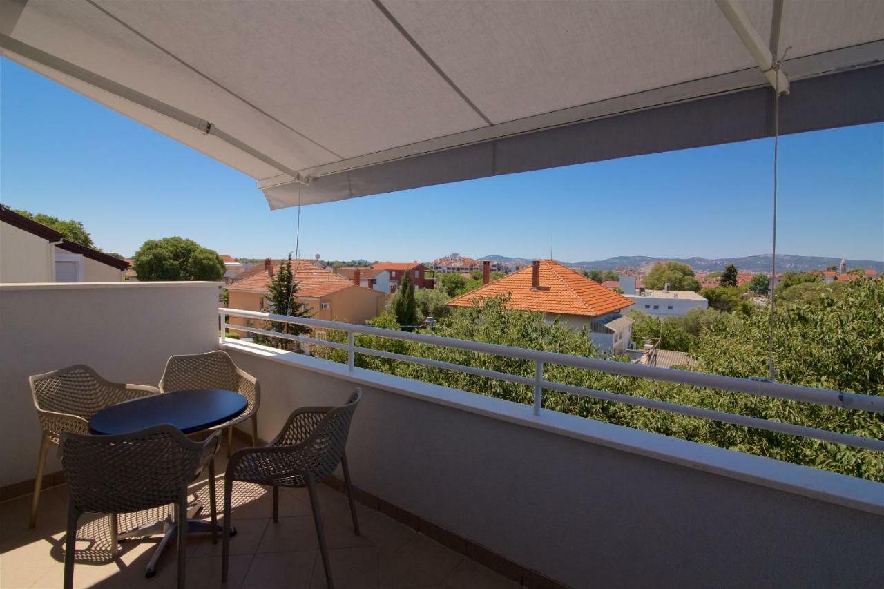 Apartments Dada Biograd Na Moru Exterior photo